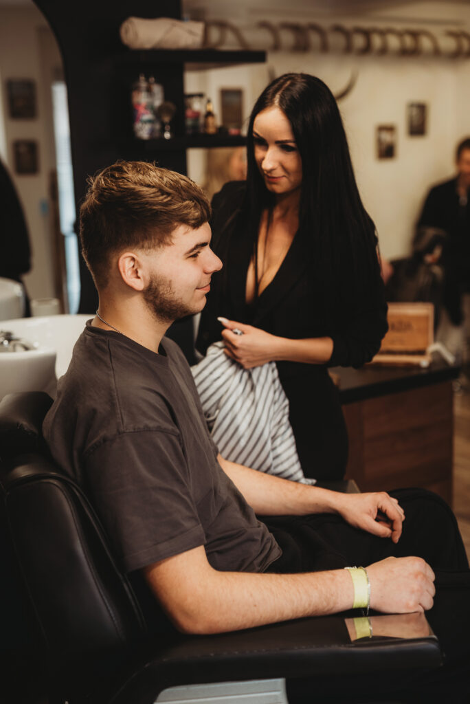 Barber Shop atmosféra - western styl