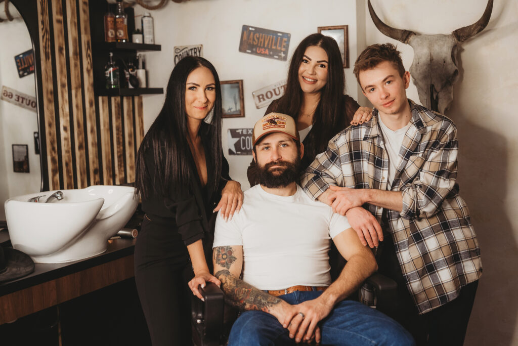 Thomas Franz Barber Shop - western barbershop interiér Uherský Brod